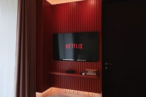 Lush Lakeside - Citra Luxury Apartments