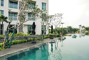 Lush Lakeside - Citra Luxury Apartments
