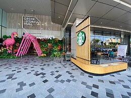 Green Sedayu Apartment by Emily