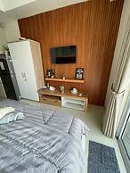 Green Sedayu Apartment by Emily