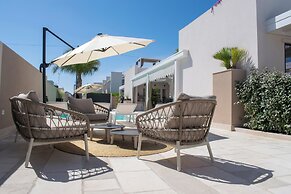 Kalinifta Rooms Luxury Style