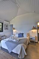 Sublime Tahiti Beach Retreat