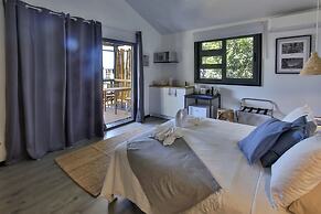 Sublime Tahiti Beach Retreat