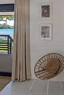 Sublime Tahiti Beach Retreat