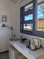 Sublime Tahiti Beach Retreat