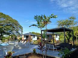 Sublime Tahiti Beach Retreat