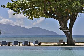 Sublime Tahiti Beach Retreat