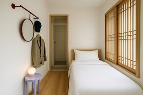 The Road Minihotel