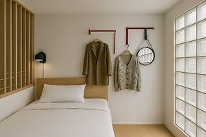The Road Minihotel