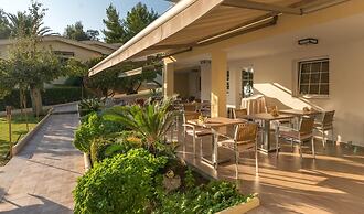 Rahoni Cronwell By Diomedes Group