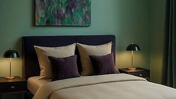 Aurora Living – 15 Min Airport | Business Design Apartments