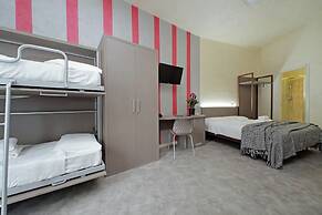 Termini Comfort rooms by Flatinrome