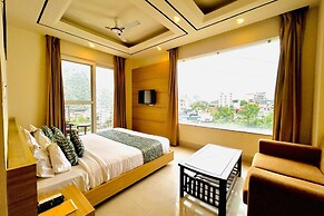 Moustache Select Rishikesh