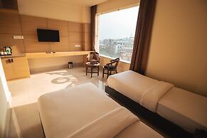 Moustache Select Rishikesh