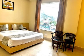 Moustache Select Rishikesh