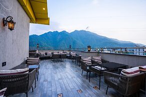 Moustache Select Rishikesh