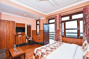 Hotel The Varuni Mcleodganj Near Temple