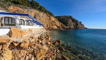 Saladar in J vea With 3 Bedrooms and 2 Bathrooms