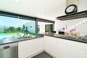 Villa Vera in Javea With 4 Bedrooms and 2 Bathrooms