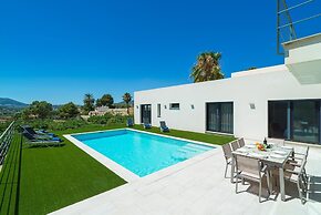 Villa Vera in Javea With 4 Bedrooms and 2 Bathrooms