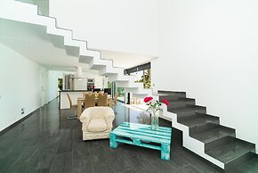 Villa Vera in Javea With 4 Bedrooms and 2 Bathrooms