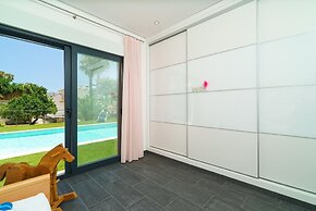 Villa Vera in Javea With 4 Bedrooms and 2 Bathrooms