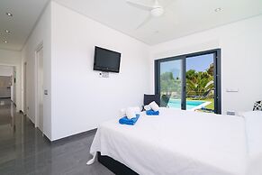 Villa Vera in Javea With 4 Bedrooms and 2 Bathrooms