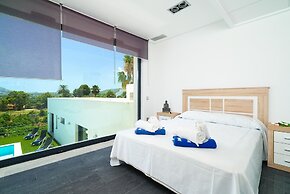 Villa Vera in Javea With 4 Bedrooms and 2 Bathrooms