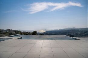 Villa Madi in Cumbre del Sol