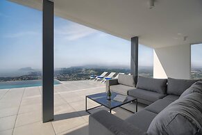 Villa Madi in Cumbre del Sol