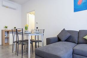 KHL apartments