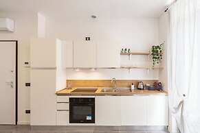 KHL apartments