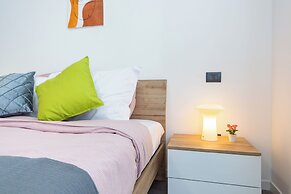 KHL apartments