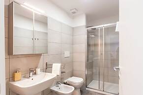 KHL apartments