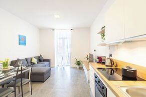 KHL apartments