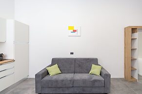 KHL apartments