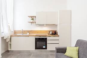 KHL apartments