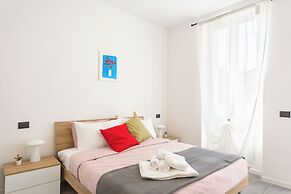 KHL apartments