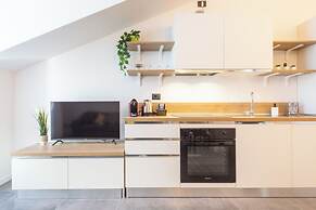 KHL apartments