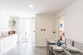 KHL apartments
