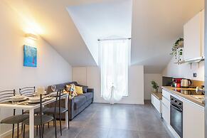 KHL apartments
