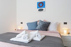 KHL apartments