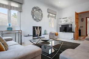 Villa Eva in J vea With 3 Bedrooms and 2 Bathrooms