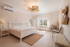 Calimero Alegria Sl in Son Caulelles