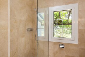 Calimero Alegria Sl in Son Caulelles