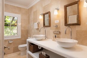 Calimero Alegria Sl in Son Caulelles