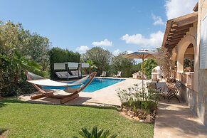 Calimero Alegria Sl in Son Caulelles