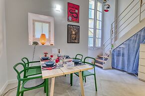 Two Levels Apt In Historical Building