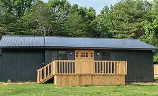 Black Butte - Lux Family Cabin With Games Firepit