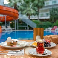 Kleopatra Carmen Apart